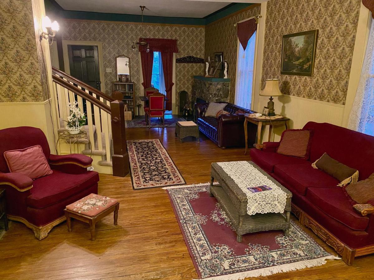 Pansy'S Parlor Bed & Breakfast Golden Extérieur photo